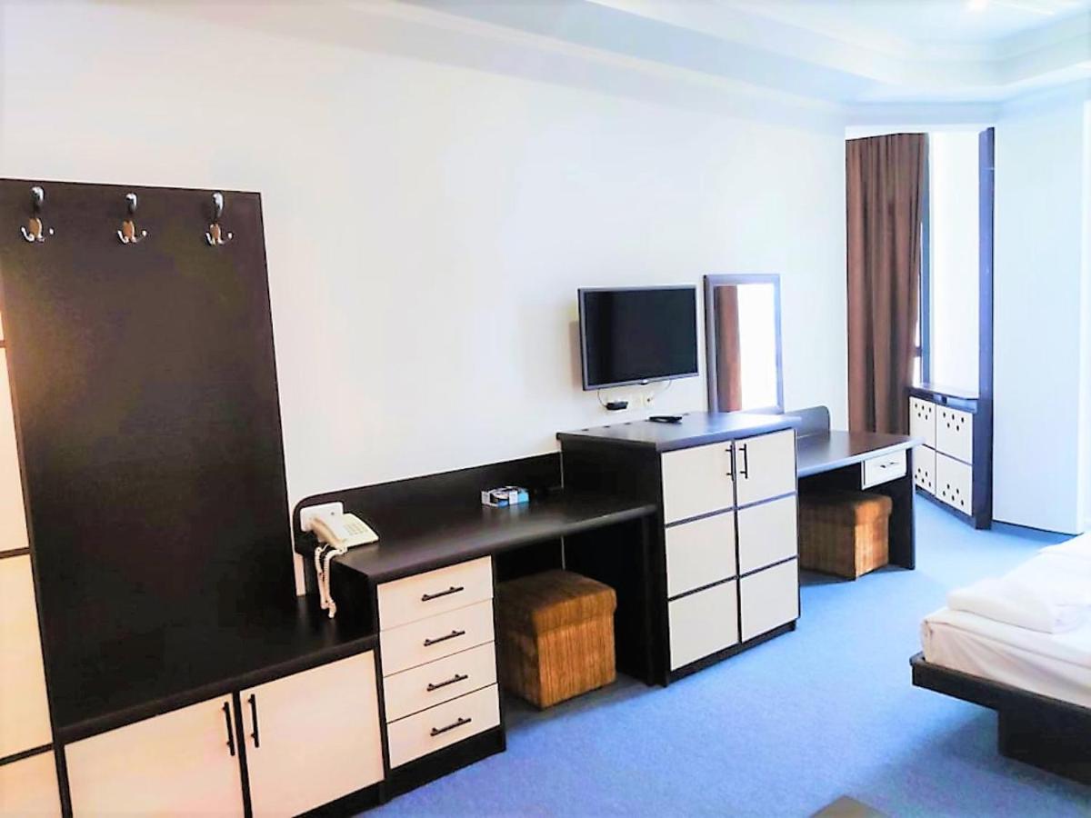 Ddd Hotel Jerevan Eksteriør bilde
